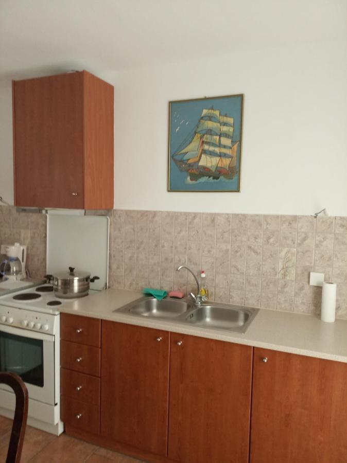 Studio With Tenis Court And Mini Basket Apartamento Égio Exterior foto